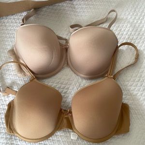 Chantelle set of bras